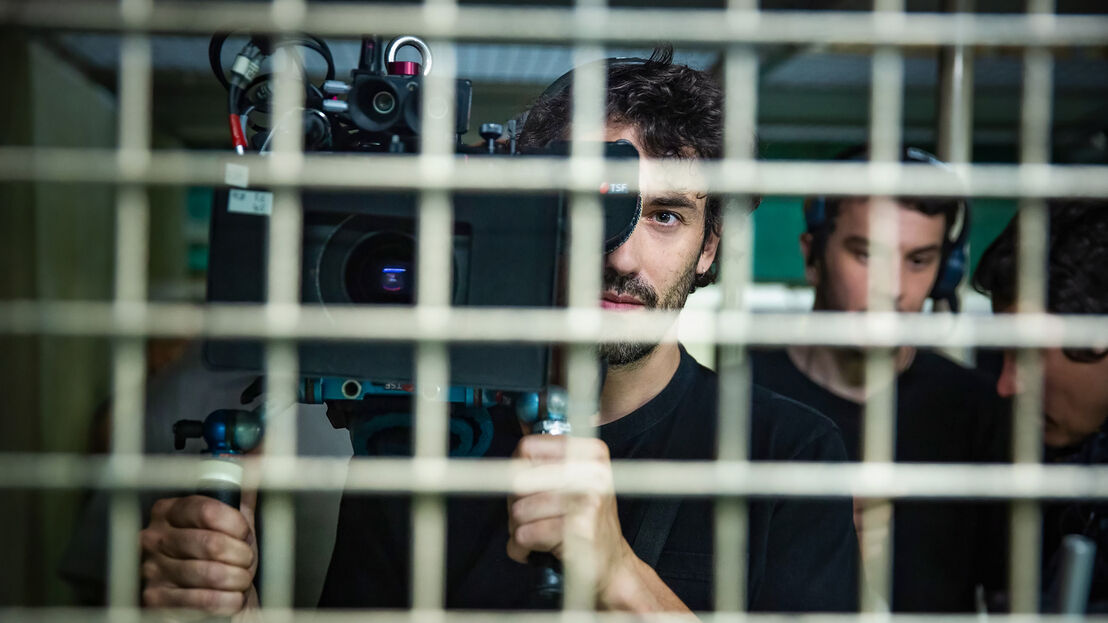 Cinematographer Paul Guilhaume shooting Emilia Pérez
